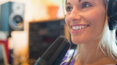 Comment créer un spot publicitaire radio efficace ?